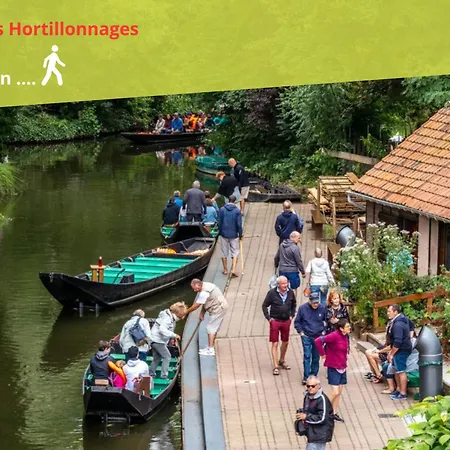 La Canopee Rooftop - Cinema - Netflix - Centre Apartment