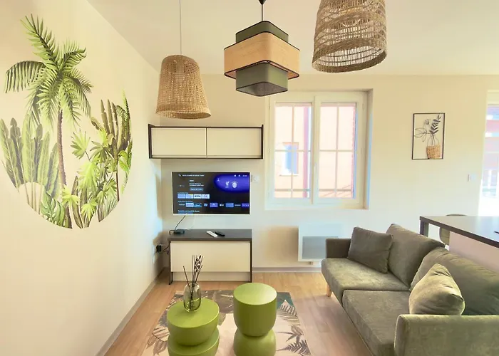 La Canopee Rooftop - Cinema - Netflix - Centre *